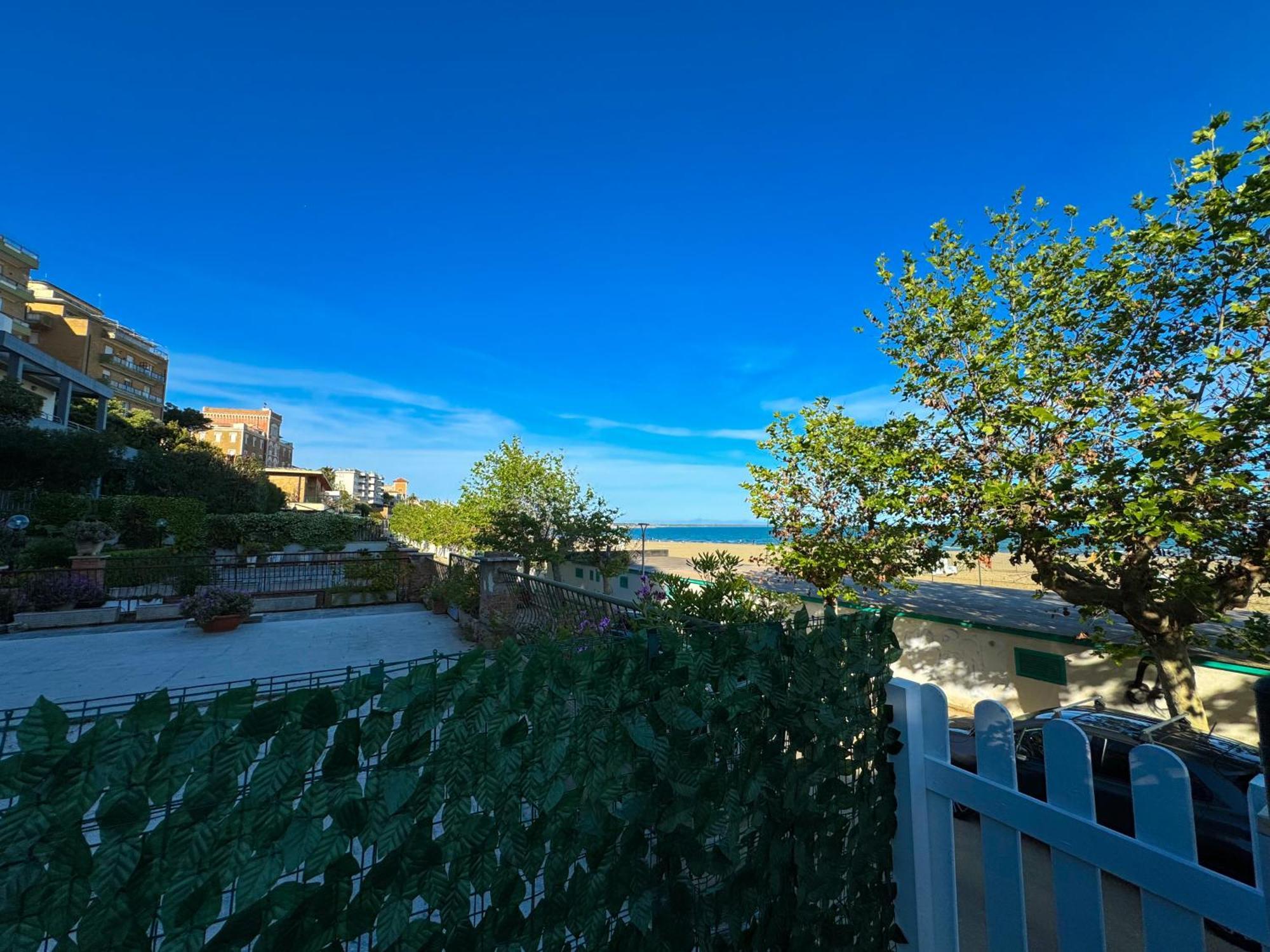 Marco House - Seaview Apartment - Fronte Mare - Casa Vacanza Anzio Esterno foto